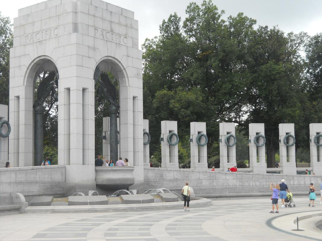 World War II Memorial-Pacific Side