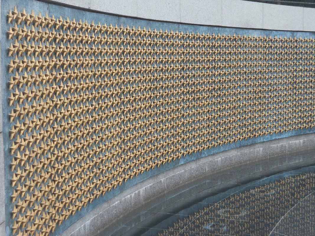 World War II Memorial-Freedom Wall